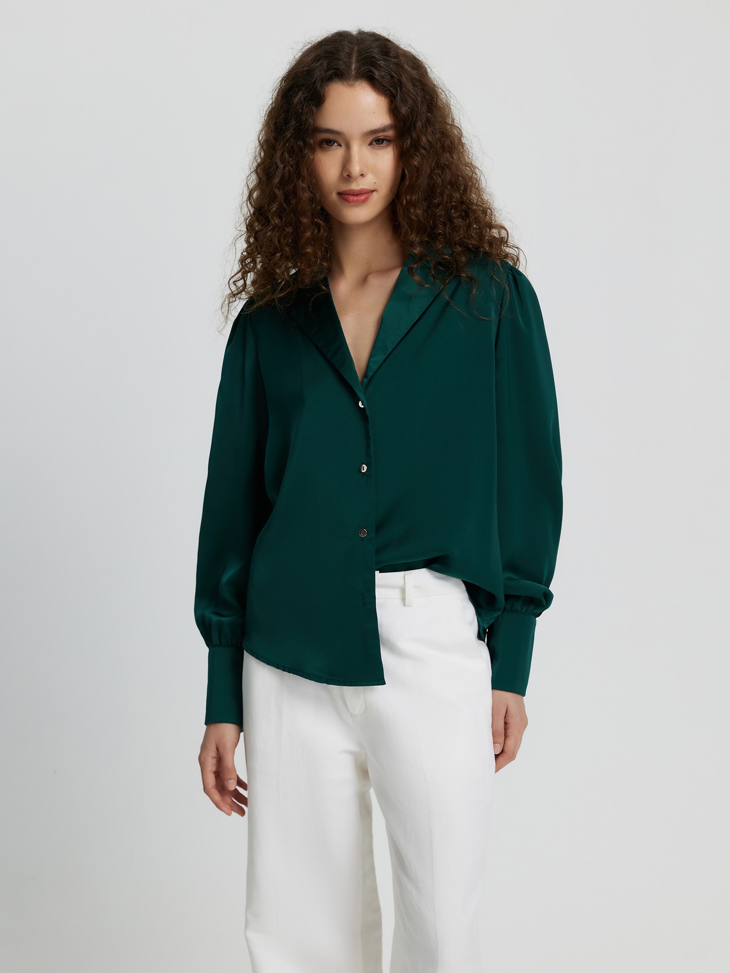 Blusa escote discount v profundo zara